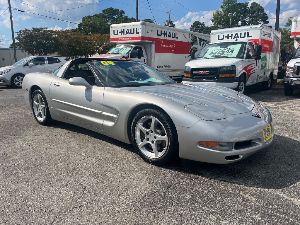2004 Chevrolet Corvette