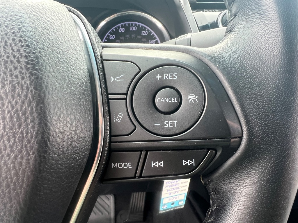 2018 Toyota Camry SE - Photo 26