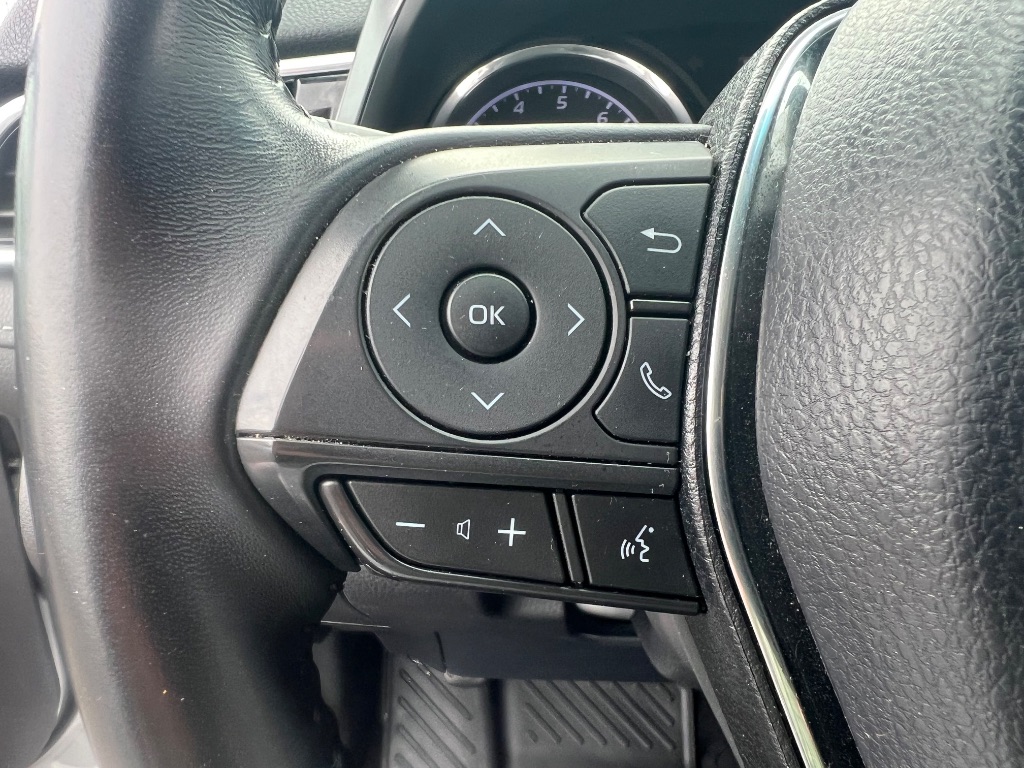 2018 Toyota Camry SE - Photo 25