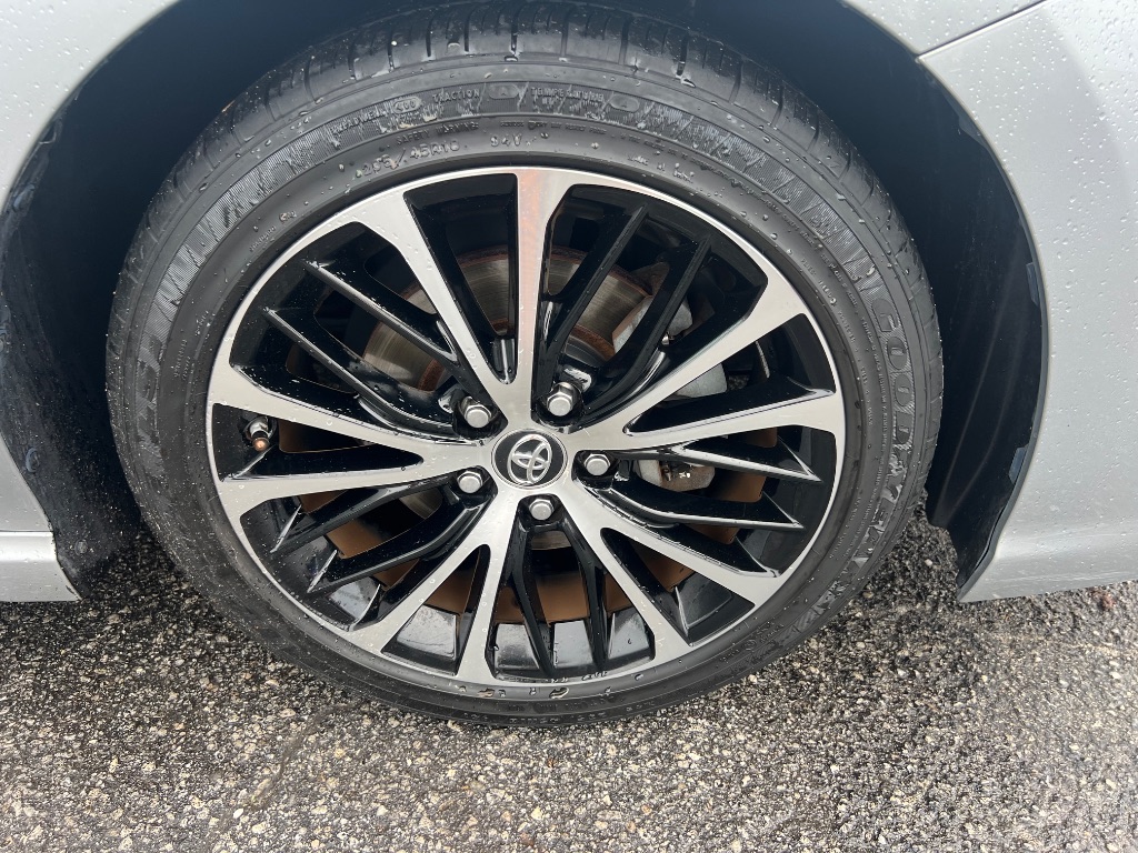 2018 Toyota Camry SE - Photo 38