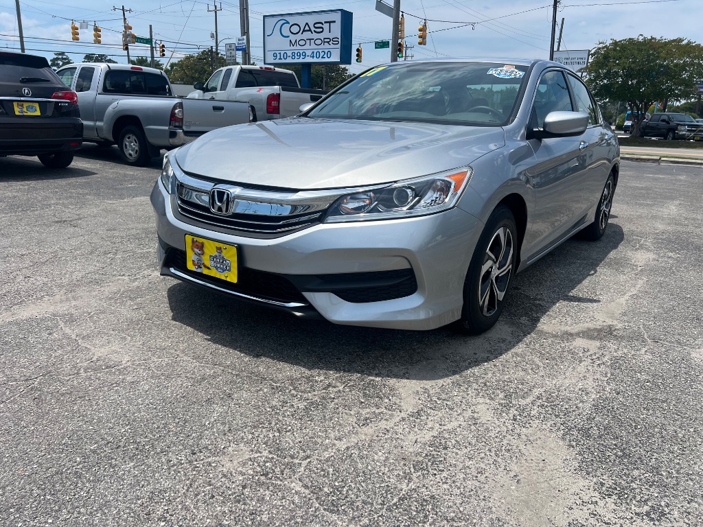 2017 Honda Accord LX - Photo 7