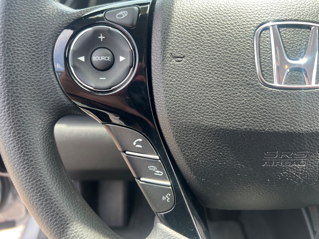 2017 Honda Accord LX - Photo 19