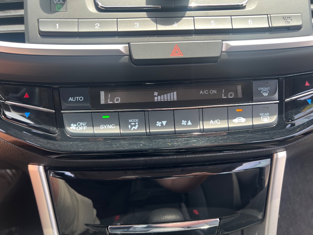 2017 Honda Accord LX - Photo 25