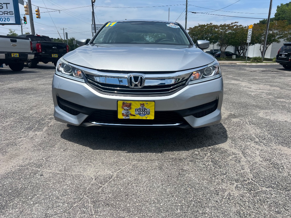 2017 Honda Accord LX - Photo 8