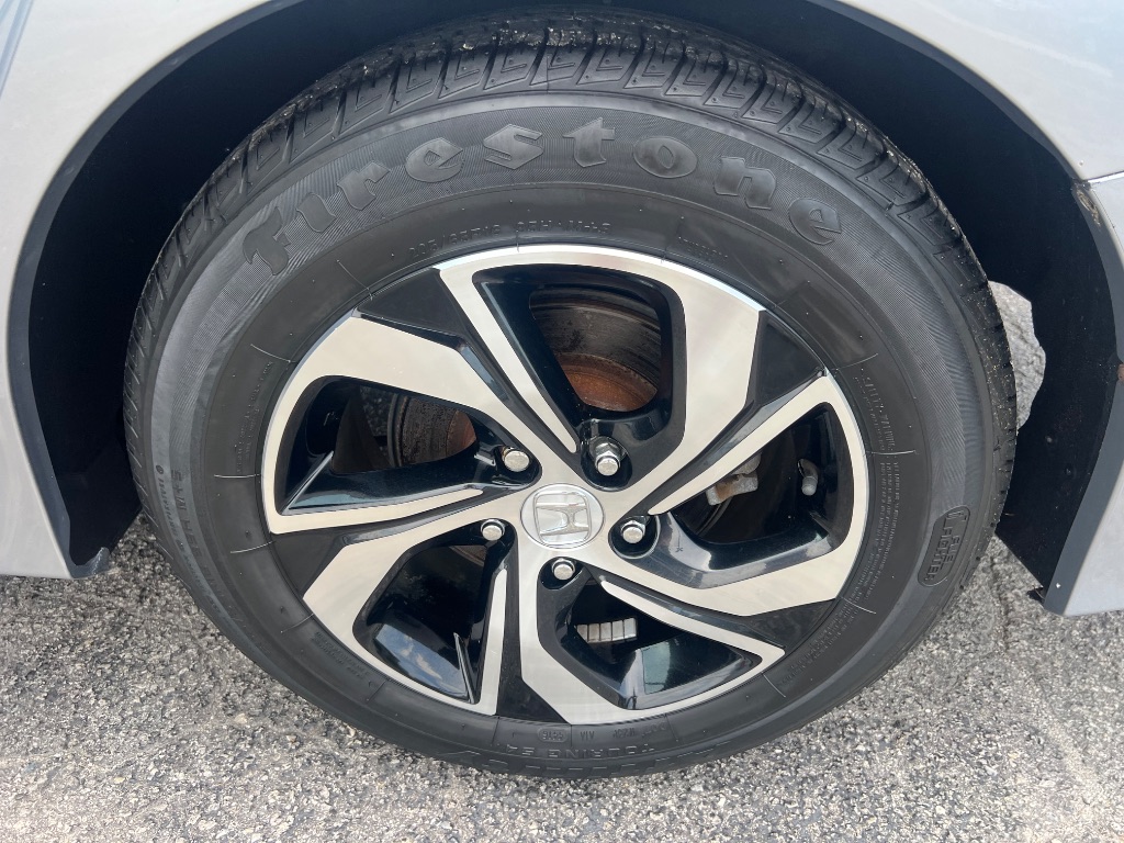 2017 Honda Accord LX - Photo 35