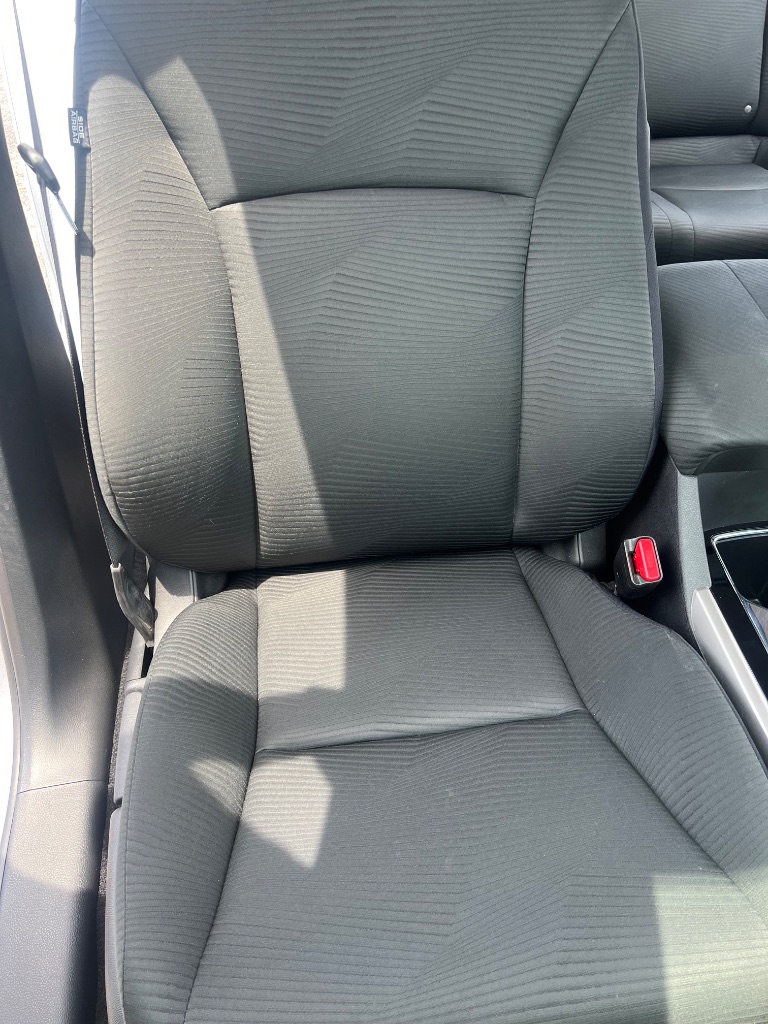2017 Honda Accord LX - Photo 31