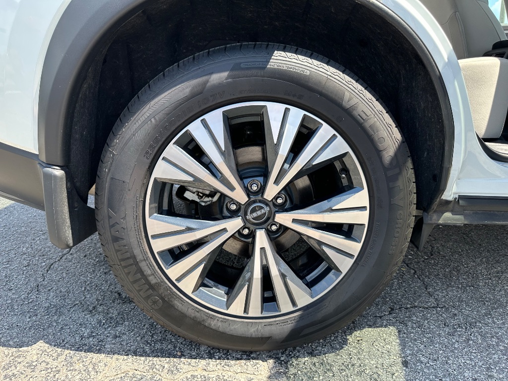 2023 Nissan Rogue SV - Photo 20