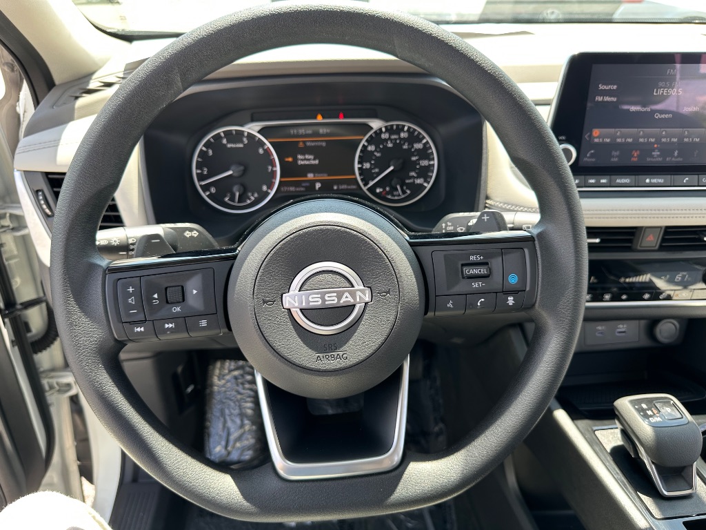 2023 Nissan Rogue SV - Photo 21