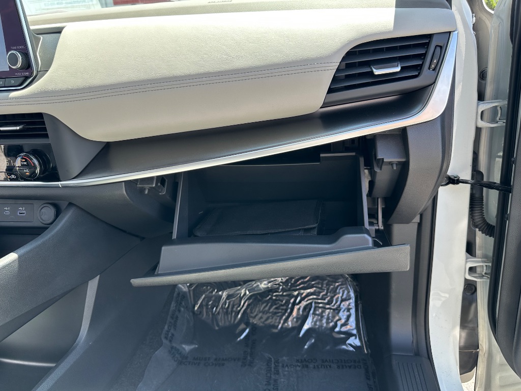 2023 Nissan Rogue SV - Photo 25