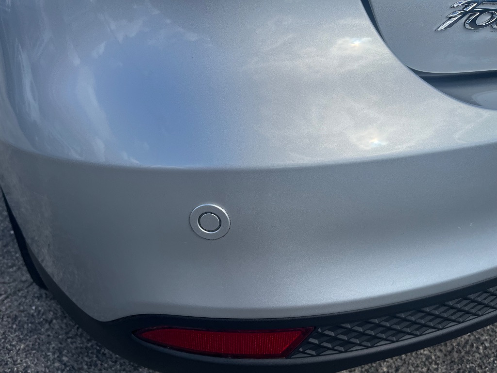 2016 Ford Focus SE - Photo 6